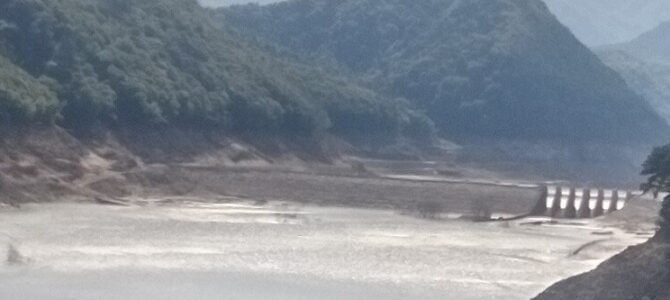 ダムの中のダム